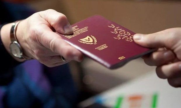 The European Commission recommended that EU countries immediately abolish all "golden passport" schemes