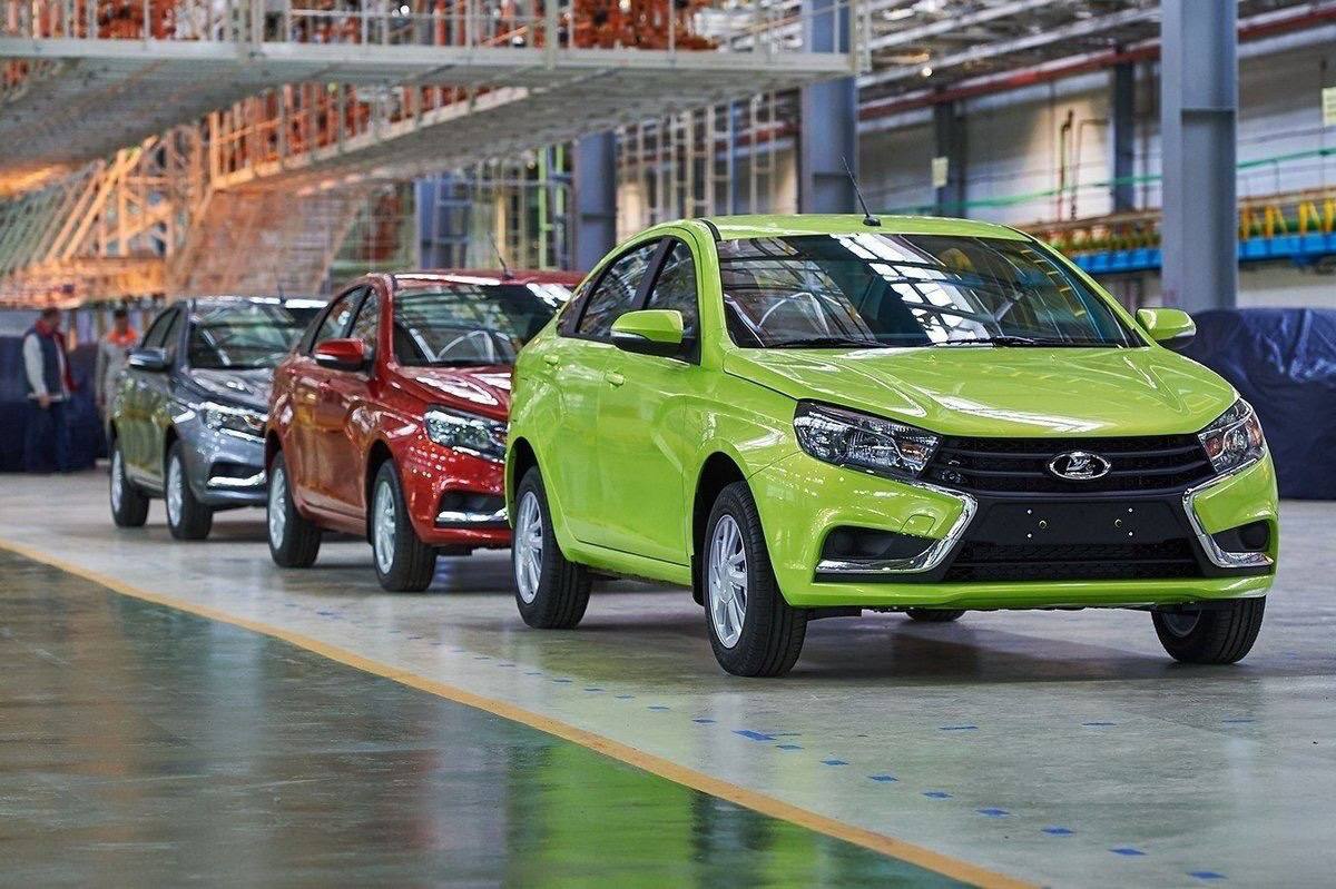 All Russian passenger car plants have stopped their production lines.